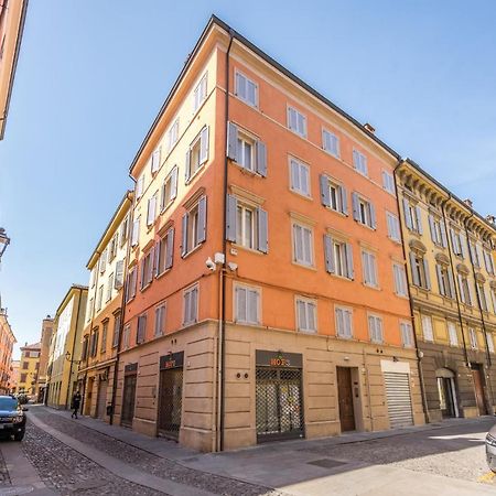 Emilia Suite Urban Modena Exterior foto