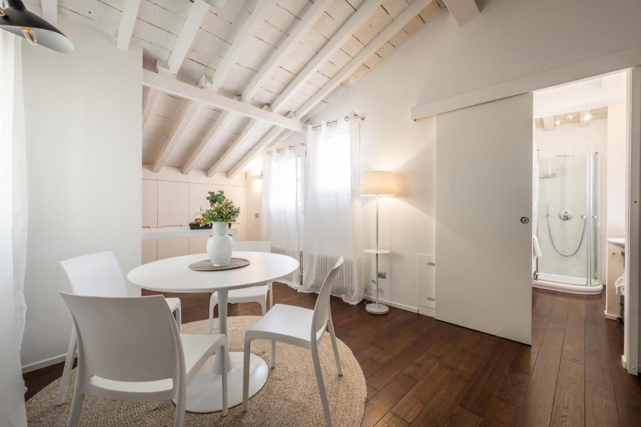 Emilia Suite Urban Modena Exterior foto